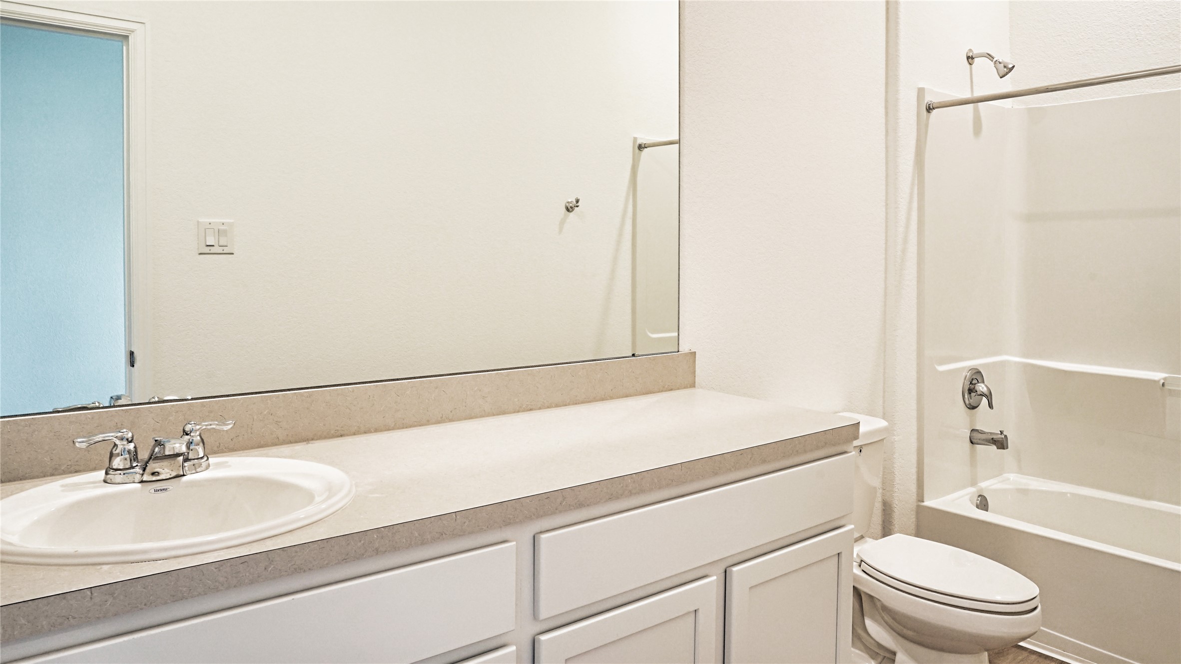 3358 Avary River Lane Rosenberg, TX 77471 - Photo 12 of 22 a bathroom with a sink a toilet and a bathtub