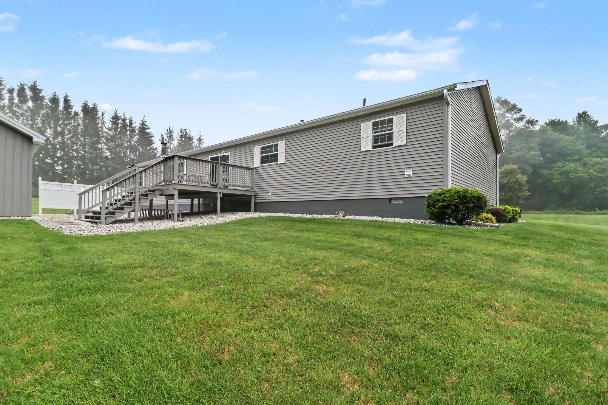 986 West Fox Farm Road Manistee, MI 49660 - Photo 27 of 31 Spacious yard