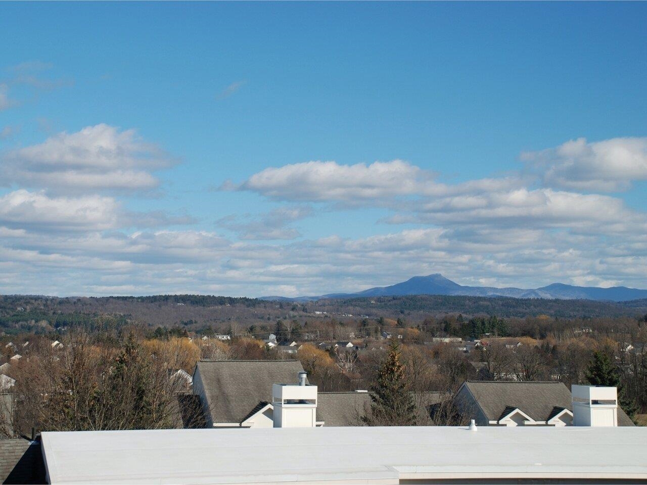 516 Golf Course Road South Burlington, VT 05403 - Photo 30 of 40