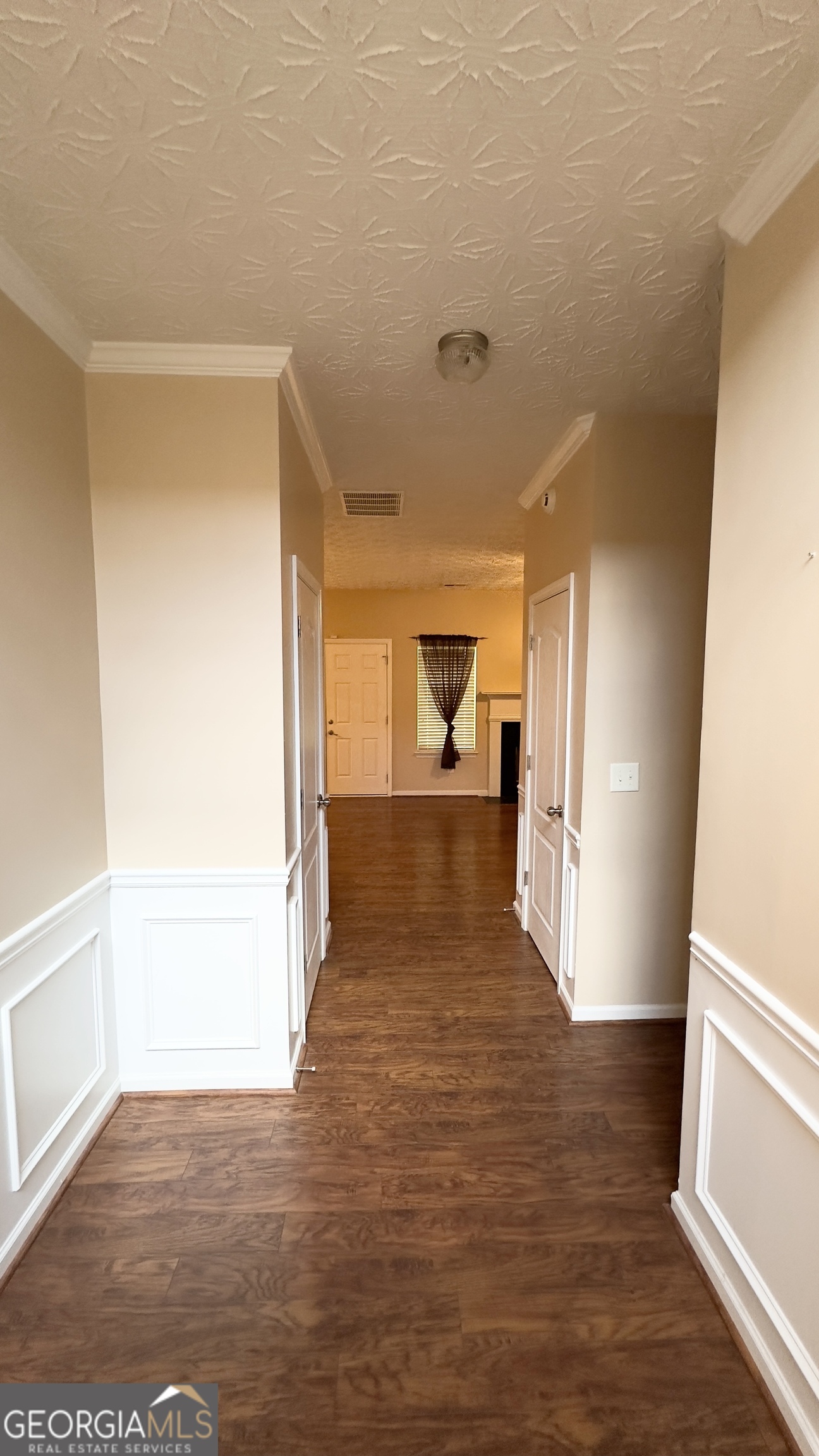 9155 Saunders Drive Southwest Covington, GA 30014 - Photo 3 of 40