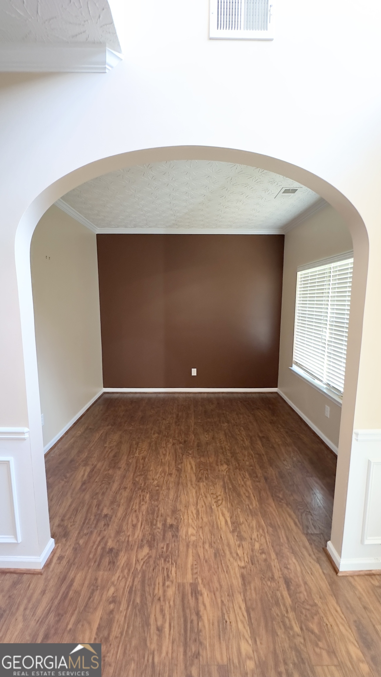 9155 Saunders Drive Southwest Covington, GA 30014 - Photo 4 of 40