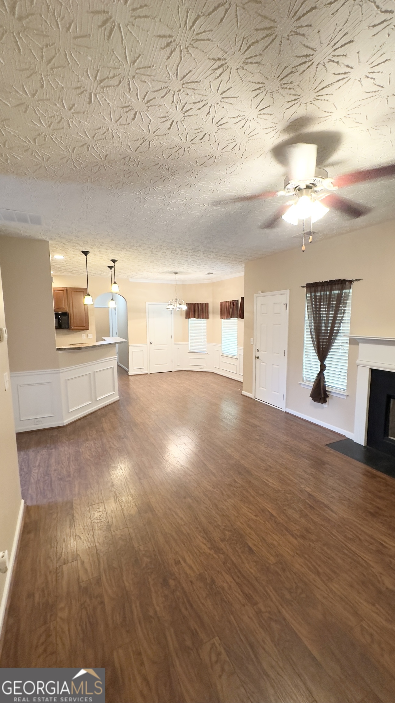 9155 Saunders Drive Southwest Covington, GA 30014 - Photo 9 of 40