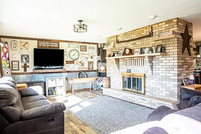 4163 Water Level Road Rockwood, PA 15557 - Photo 2 of 21 Gallery Image 2