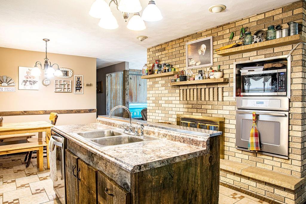 4163 Water Level Road Rockwood, PA 15557 - Photo 6 of 21 Gallery Image 6
