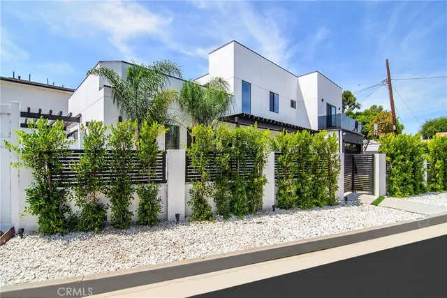 $7,700 | 4829 Saloma Avenue, Sherman Oaks, CA 91403