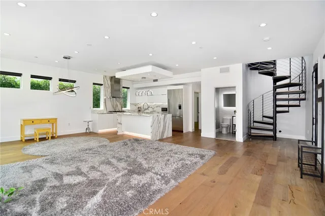 $7,700 | 4829 Saloma Avenue, Sherman Oaks, CA 91403