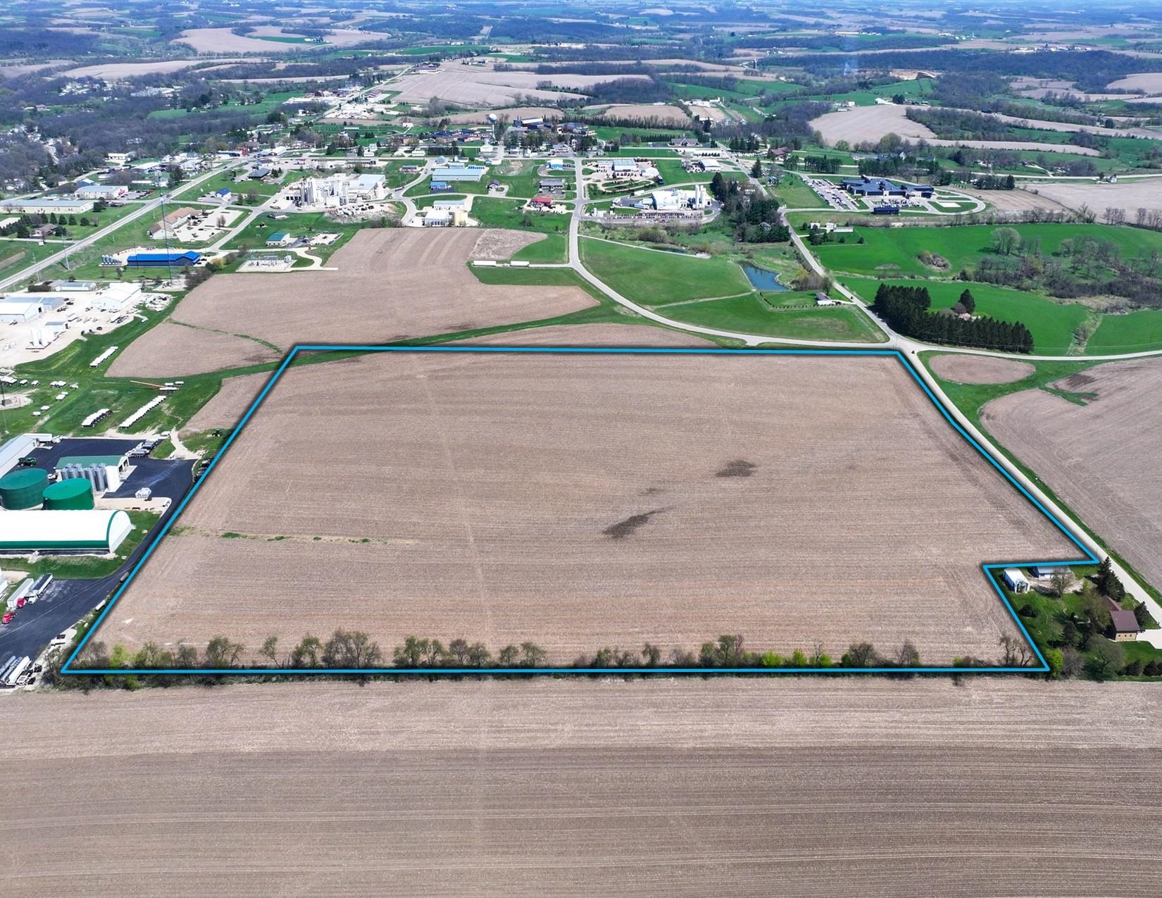 47-acres Country Club Road Darlington, WI 53530 - Photo 4 of 20