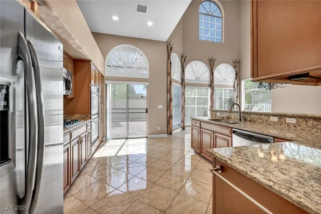 $650,000 | 2107 Eaglepath Circle, Henderson, NV 89074