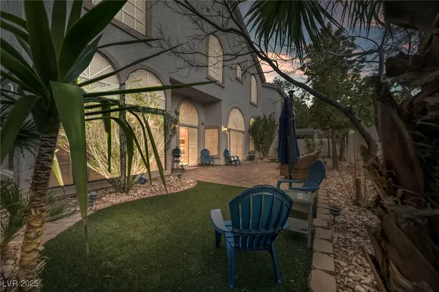 $650,000 | 2107 Eaglepath Circle, Henderson, NV 89074