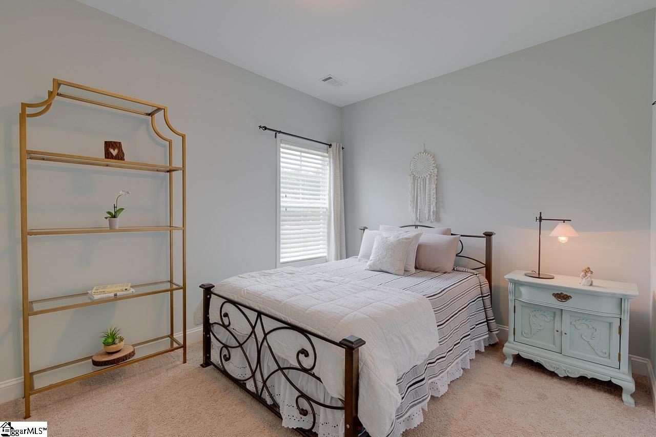 205 Cedar Knl Way Greer, SC 29651 - Photo 28 of 36