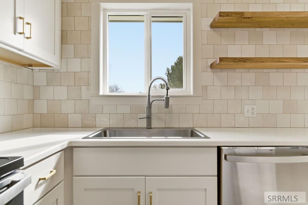 3970 Gregg Circle Pocatello, ID 83201 - Photo 11 of 35