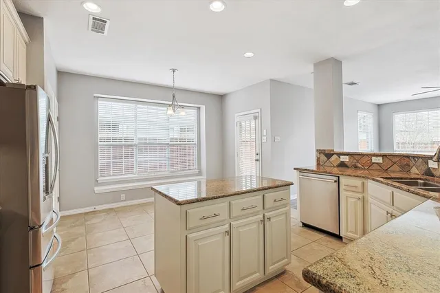 $3,600 | 8740 Dayton Drive, Lantana, TX 76226