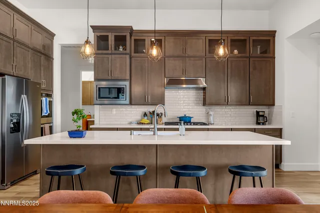 $947,500 | 611 Camargue Trail, Reno, NV 89511