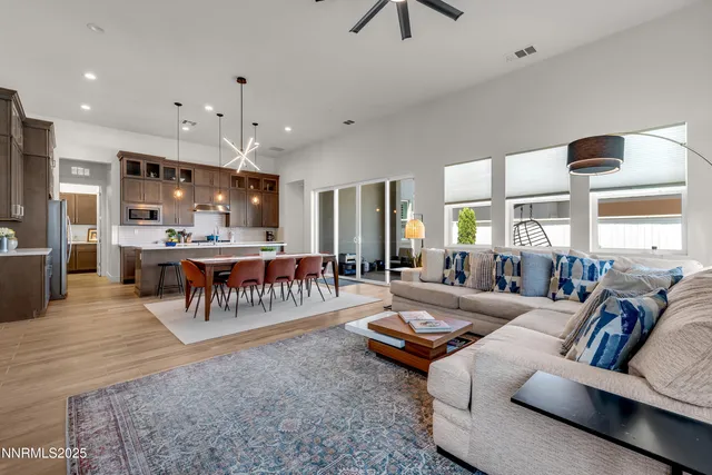 $947,500 | 611 Camargue Trail, Reno, NV 89511