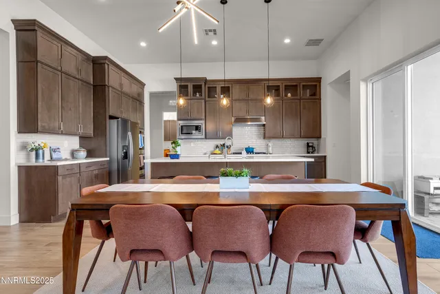 $947,500 | 611 Camargue Trail, Reno, NV 89511