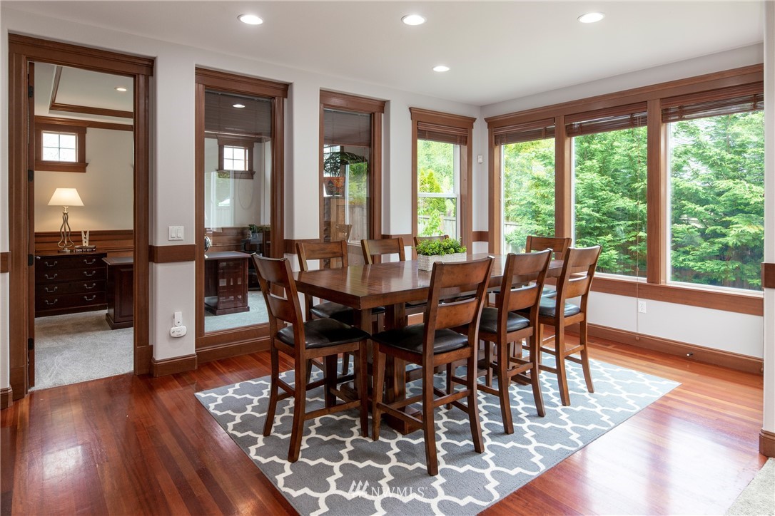 5556 Northeast 17th Street Renton, WA 98059 - Photo 15 of 40 Gallery Image 15