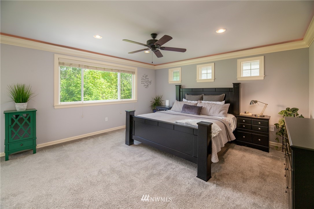 5556 Northeast 17th Street Renton, WA 98059 - Photo 19 of 40 Gallery Image 19