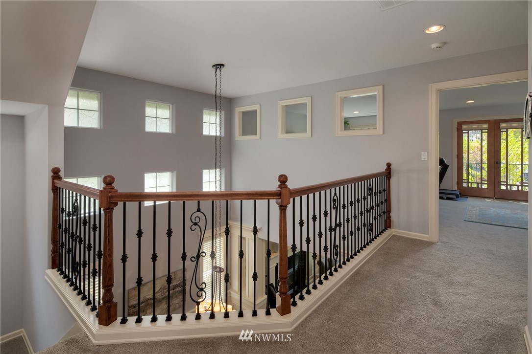5556 Northeast 17th Street Renton, WA 98059 - Photo 25 of 40 Gallery Image 25