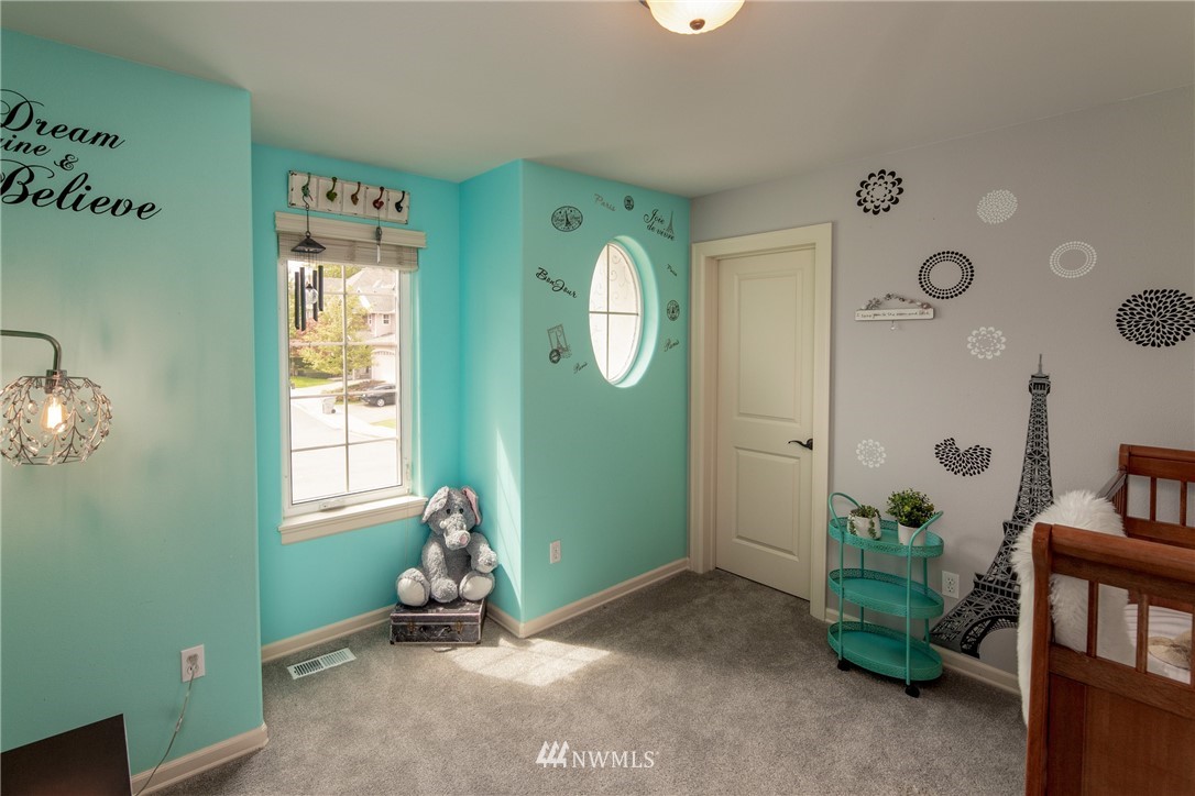 5556 Northeast 17th Street Renton, WA 98059 - Photo 30 of 40 Gallery Image 30