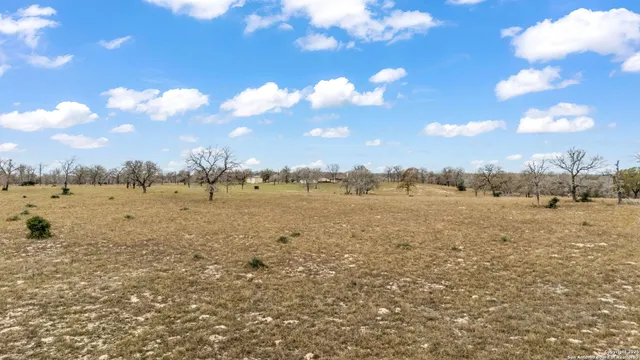 $135,000 | 445 Powder, Luling, TX 78648