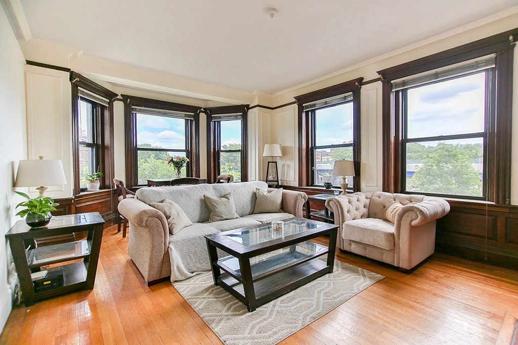 464 Commonwealth Avenue, Unit 33 Boston, MA 02215 - Photo 1 of 24