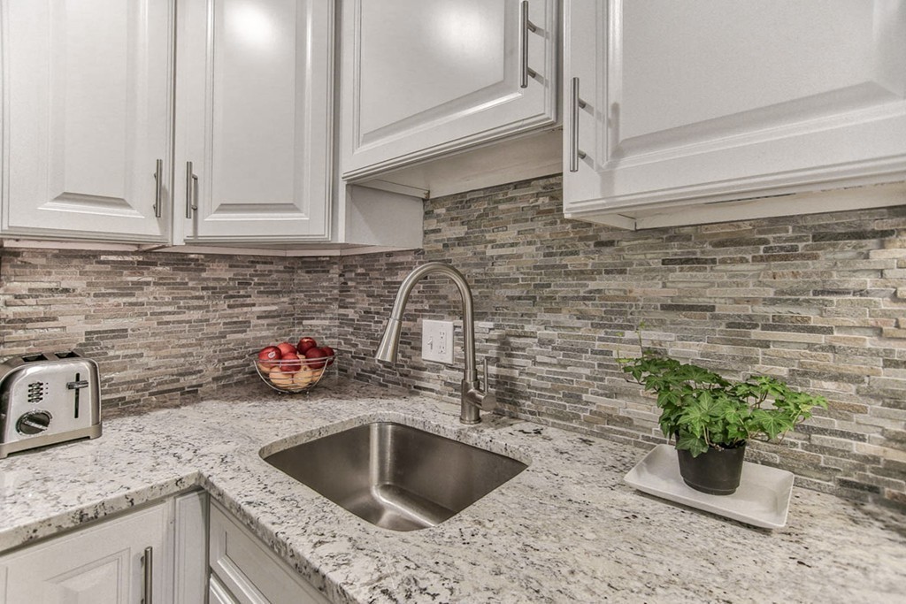 464 Commonwealth Avenue, Unit 33 Boston, MA 02215 - Photo 8 of 24