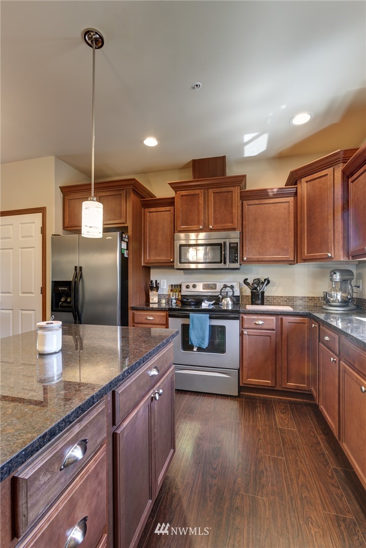 660 Telegraph Road, Unit 201 Bellingham, WA 98226 - Photo 4 of 13 Gallery Image 4