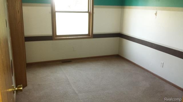 7928 Metcalf Road Avoca, MI 48006 - Photo 10 of 12 Bedroom 2.jpg