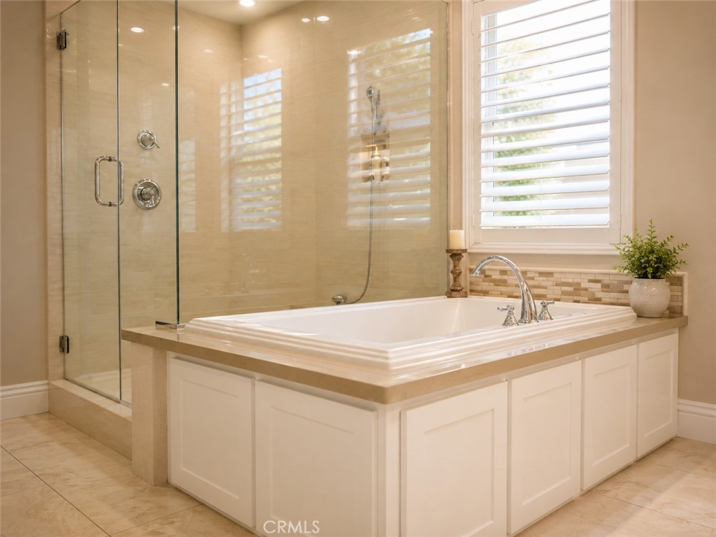 61 Windwalker Way Tustin, CA 92782 - Photo 18 of 37