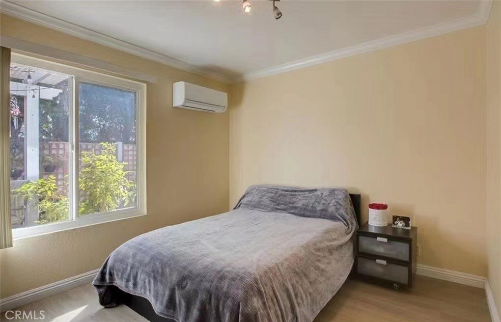 38 Fallbrook Irvine, CA 92604 - Photo 4 of 11