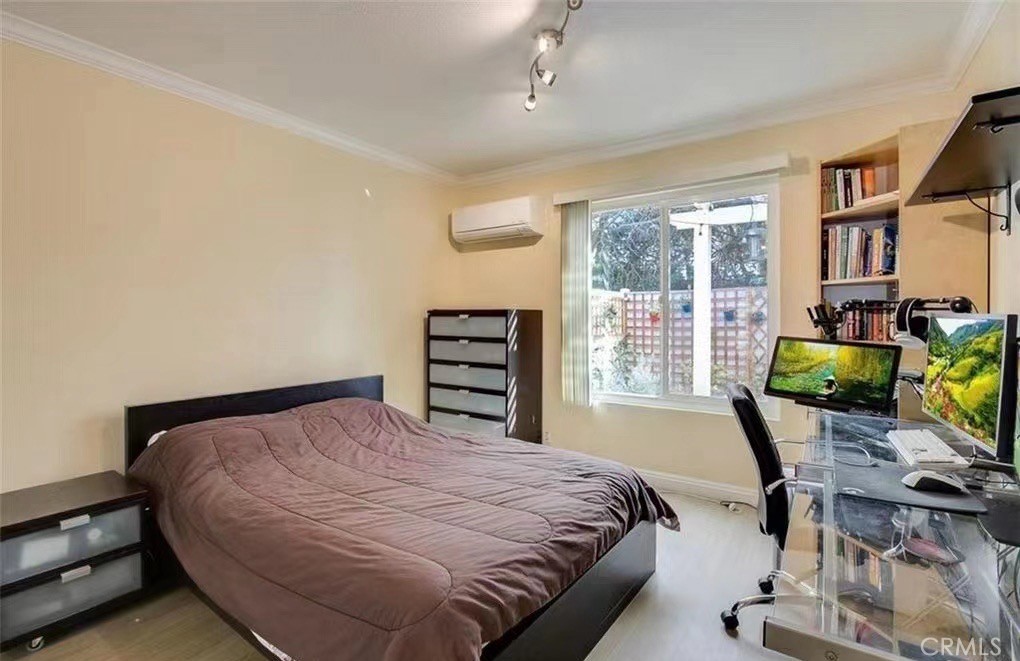 38 Fallbrook Irvine, CA 92604 - Photo 5 of 11