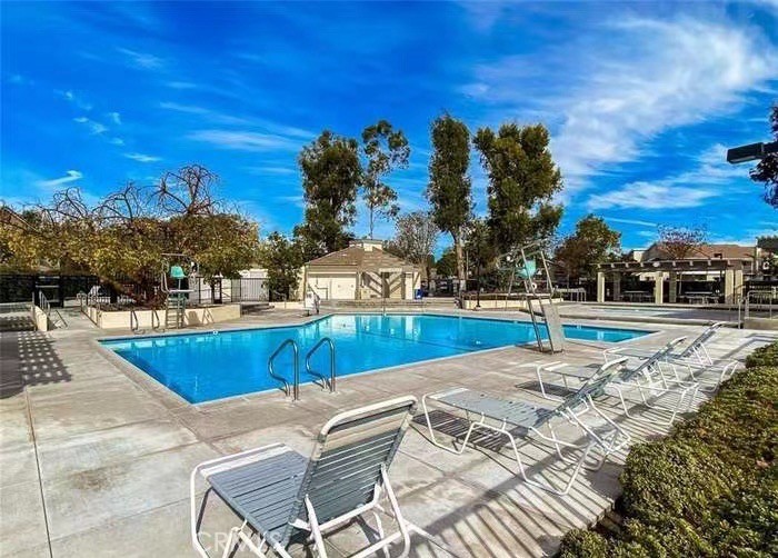 38 Fallbrook Irvine, CA 92604 - Photo 10 of 11