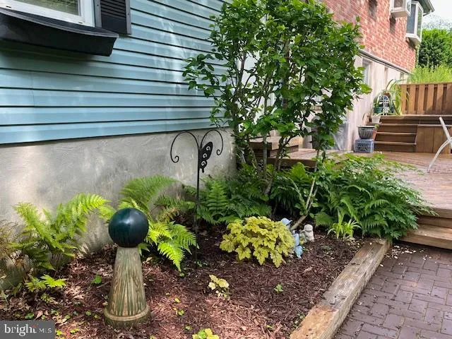 $635,000 | 6725 Pine Drive, Columbia, MD 21046