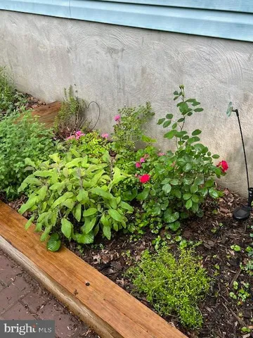 $635,000 | 6725 Pine Drive, Columbia, MD 21046