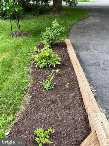 $635,000 | 6725 Pine Drive, Columbia, MD 21046