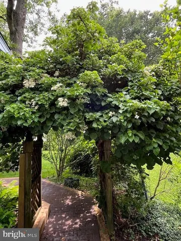 $635,000 | 6725 Pine Drive, Columbia, MD 21046