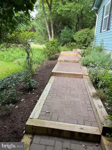 $635,000 | 6725 Pine Drive, Columbia, MD 21046