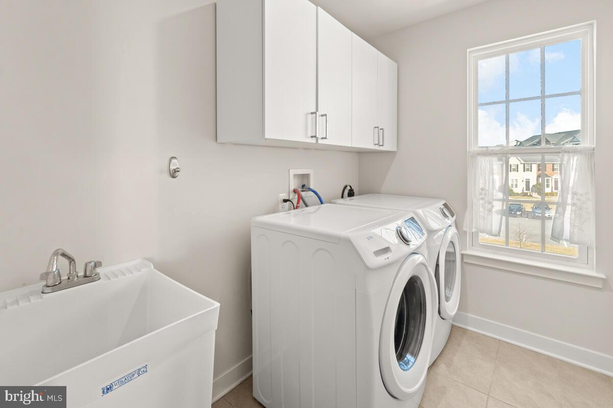 4798 Hiteshow Drive Frederick, MD 21703 - Photo 28 of 51 Upstairs Laundry