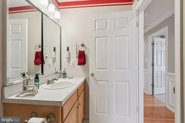 $749,999 | 15 Continental Lane, Marlton, NJ 08053