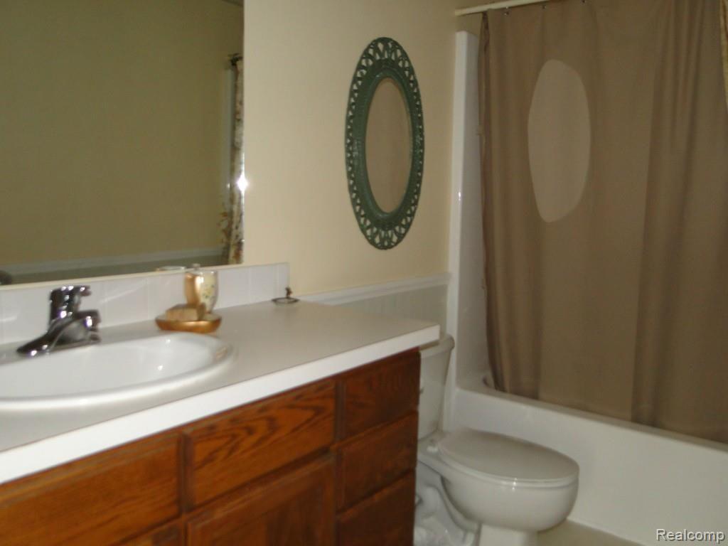 1483 Dockham Road Columbiaville, MI 48421 - Photo 17 of 38 Full Bath Upstairs.jpg