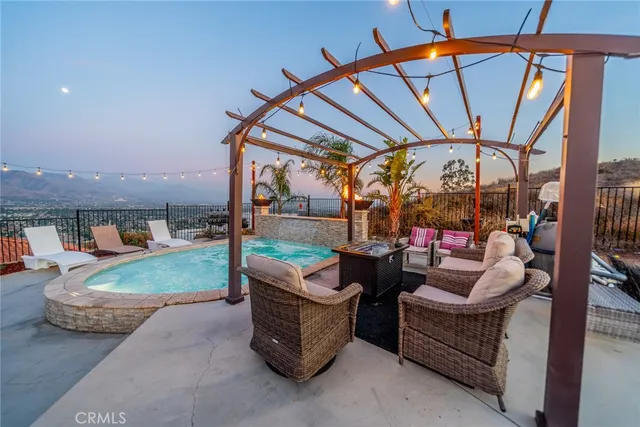 $1,195,000 | 3550 Ridge Line Drive, San Bernardino, CA 92407