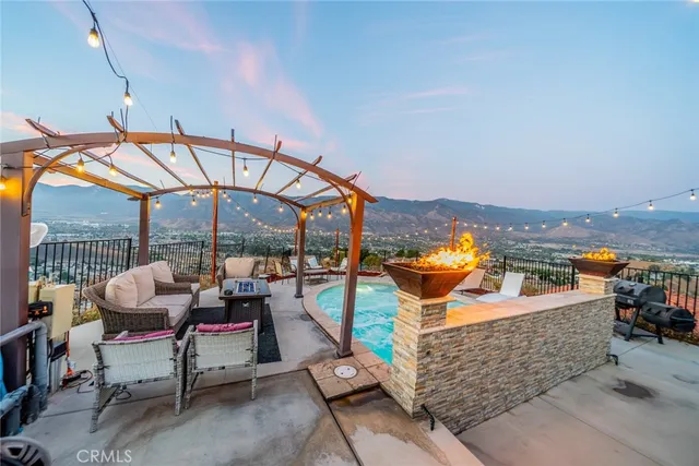 $1,195,000 | 3550 Ridge Line Drive, San Bernardino, CA 92407