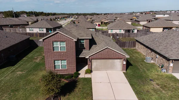$2,495 | 1834 Brady Shores Drive, Richmond, TX 77469