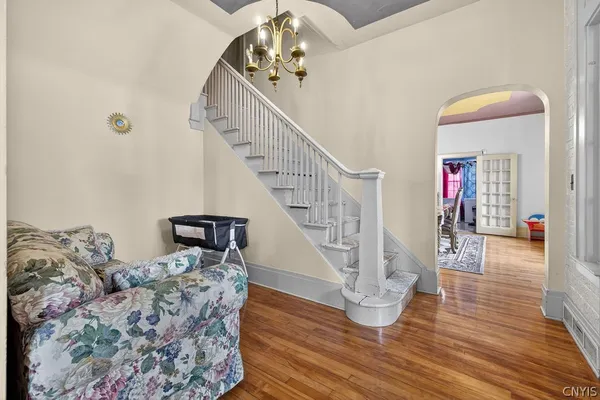 $250,000 | 800 North Mcbride Street, Syracuse, NY 13203