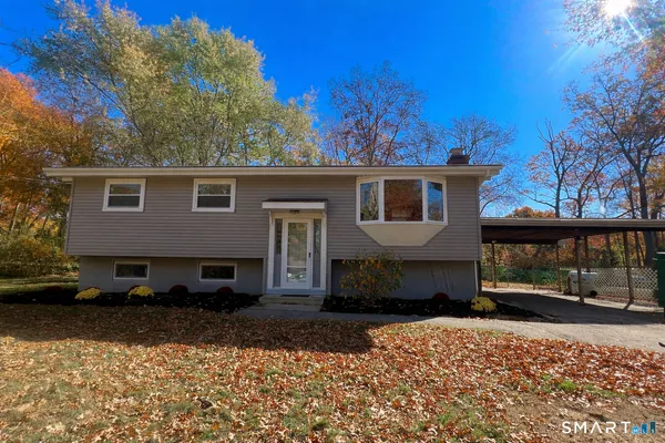 $345,000 | 14 Pennywise Lane, Ledyard, CT 06339