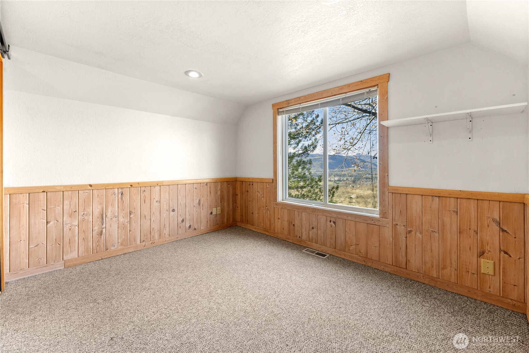 143 Harrier Hill Road Winthrop, WA 98862 - Photo 15 of 37