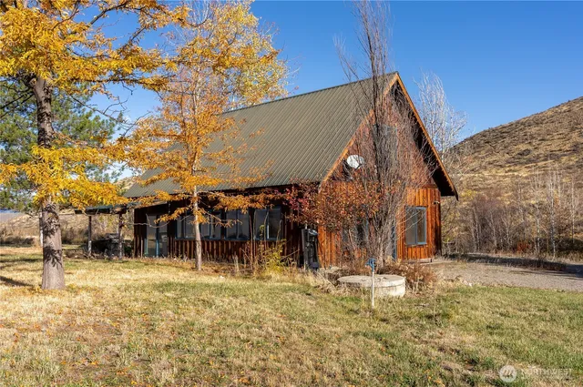 a view of large building