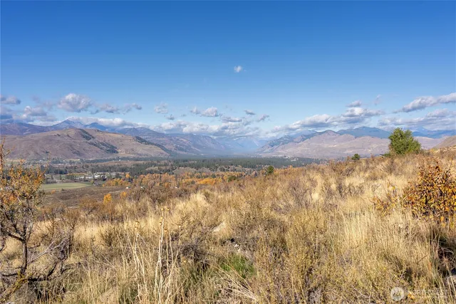 $1,150,000 | 143 Harrier Hill Road, Winthrop, WA 98862