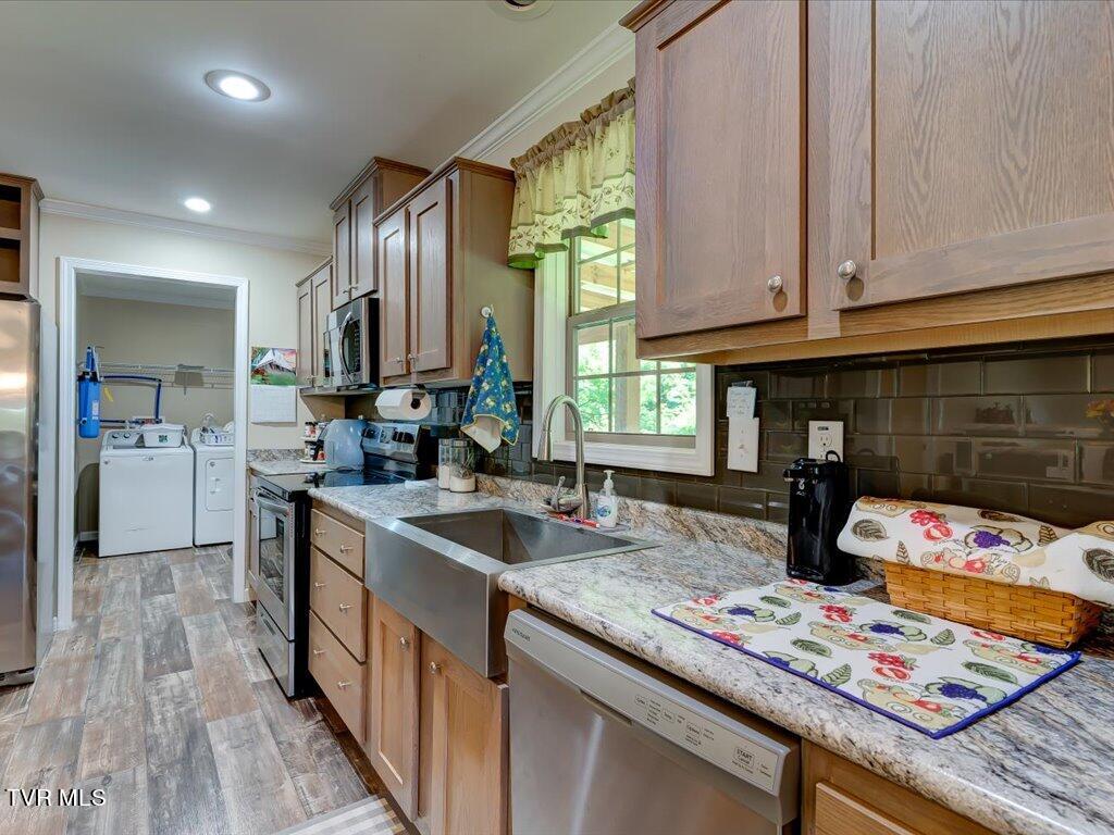 3751 Glendale Road Bybee, TN 37713 - Photo 8 of 39 3751 Glendale Rd - 8