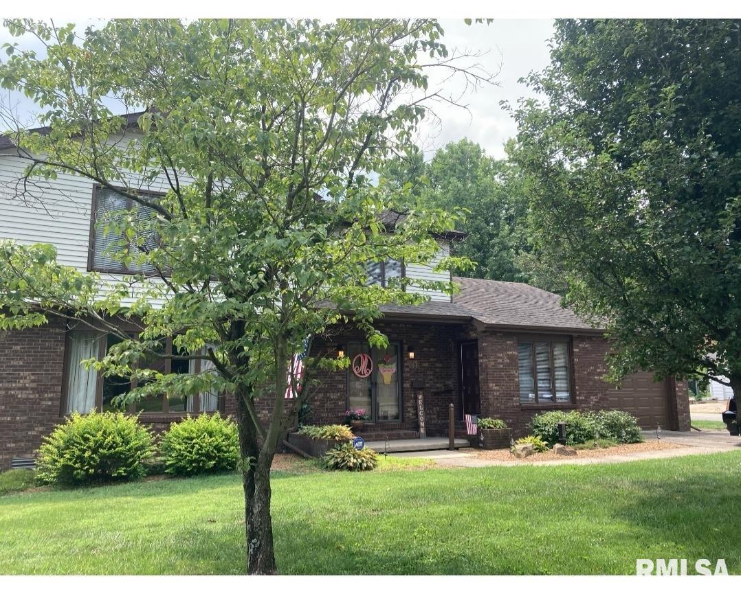 821 West Concord Street Marion, IL 62959 - Photo 1 of 22